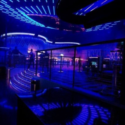 Nightclub aesthetic