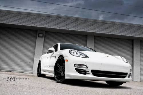  Porsche with 360 Forged Wheels