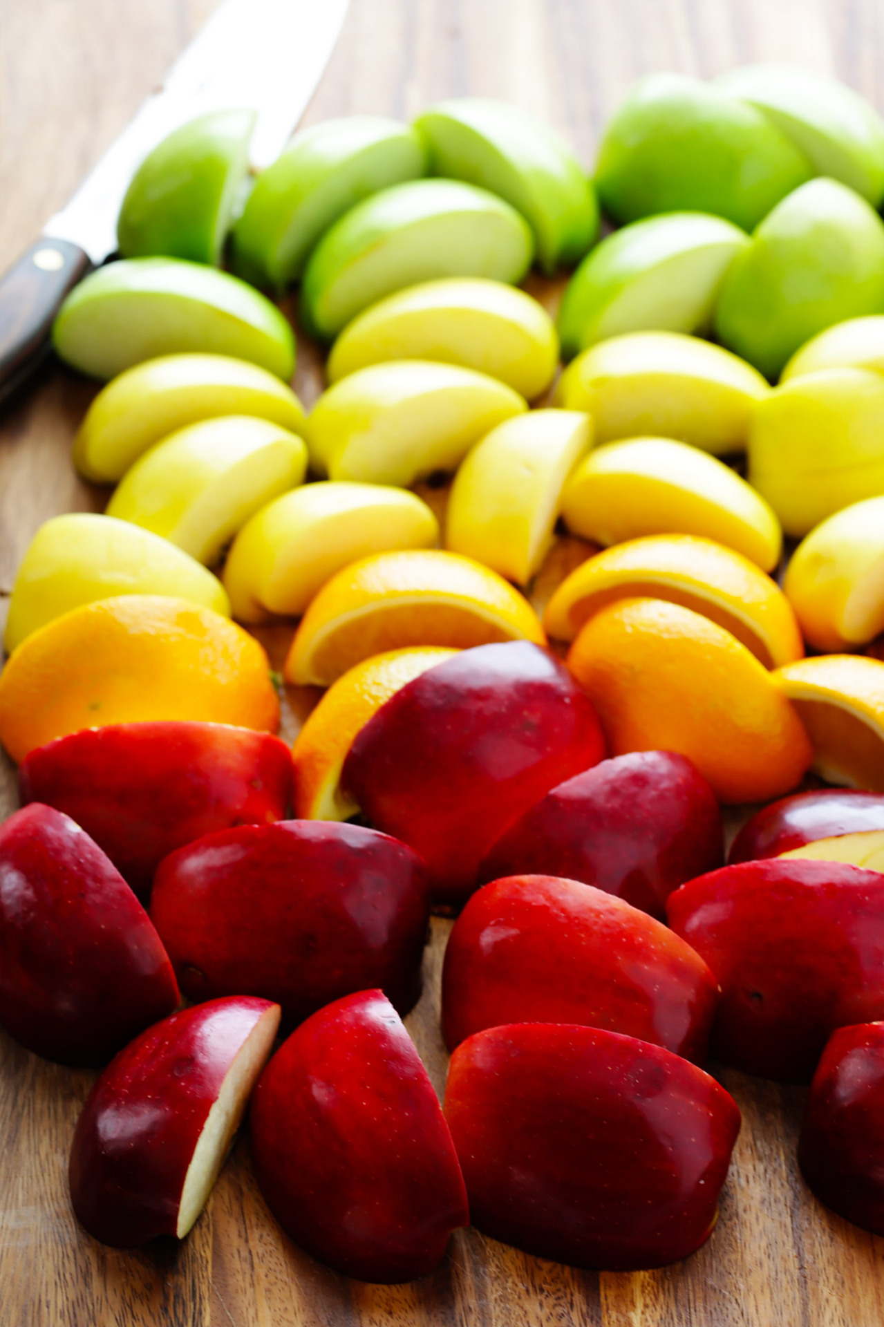 foodffs:  HOMEMADE APPLE CIDERFollow for recipesIs this how you roll?