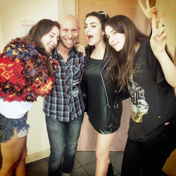 haimx:  @nickystein After-show love @dyelllla @babyhaim @charli_xcx  