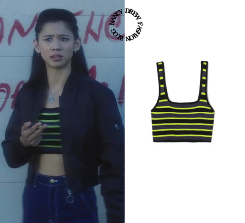 Who: Leah Lewis as George FanWhat: H&amp;M Ribbed Crop Top in Dark grey/Striped - Sold OutWhere: 3x0