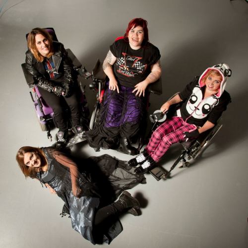 disabledpeoplearesexy: This was for a photoshoot “Rock Chicks” for Unlimited. A Dut