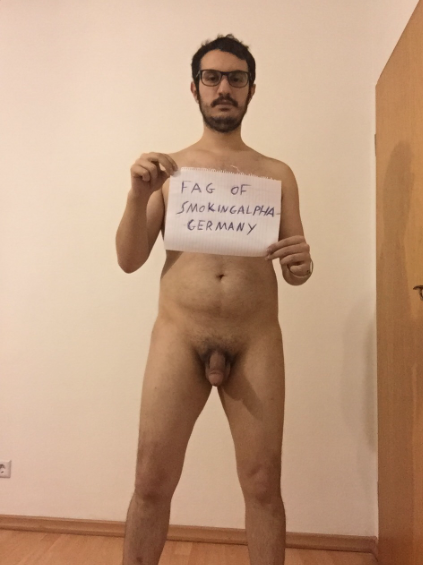 smokingalphagermany: A fag begging for exposure… love fags who are so stupid…Comments 