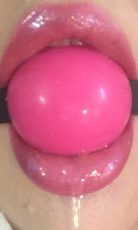 pink-doll-lips:  