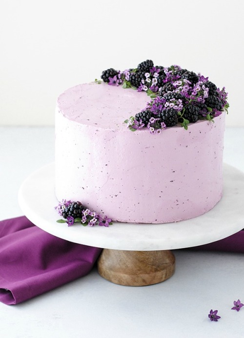 sweetoothgirl:Blackberry Lime Cake