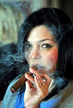 Smoking 💨 Sissy 🎀 BBC ♠️ Slut 💋