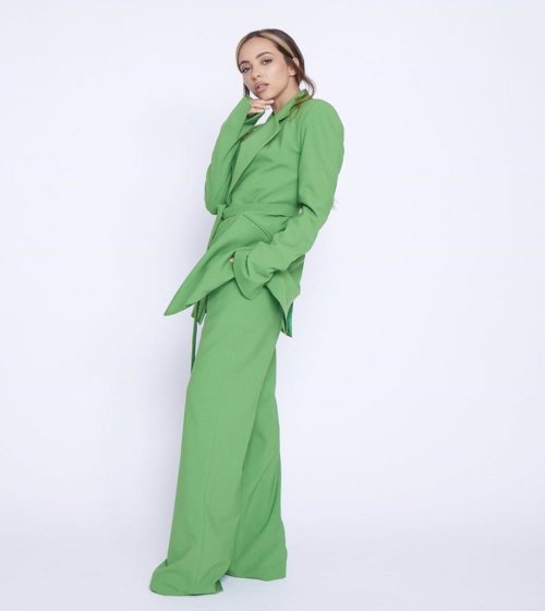 fyeahlittlemix:jadethirlwall: some say i suit green