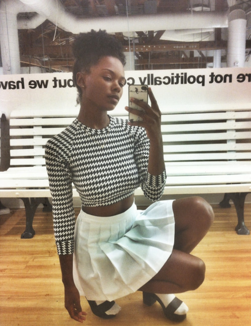 dark skin black women appreciation post. behold mothafuckas!