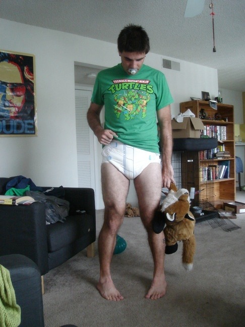 littlebabydee:  Daddy bought me another surprise gift… a classic Ninja Turtle shirt!