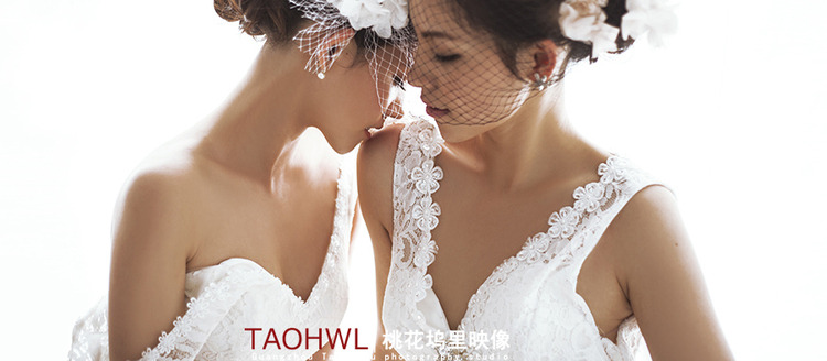 lesbiansilk:  by Taohuawu li source