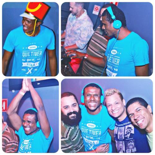 Hey DJ, Toca Outra Cano Cheia De Emoo Pro Meu Corao... Dia Inesquecvel! Obrigado @trash80s, Obrigado