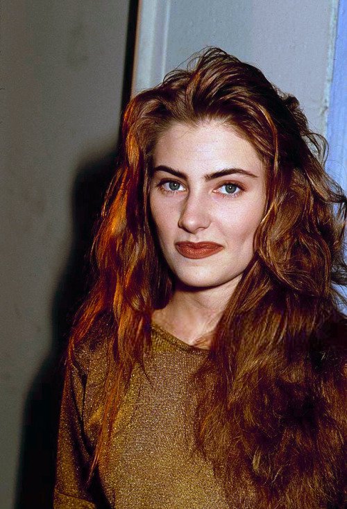 Porn madeleine-ferguson:Mädchen Amick, 1990. photos