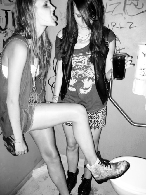 soft-grunge-paradise:  soft grunge/model blog