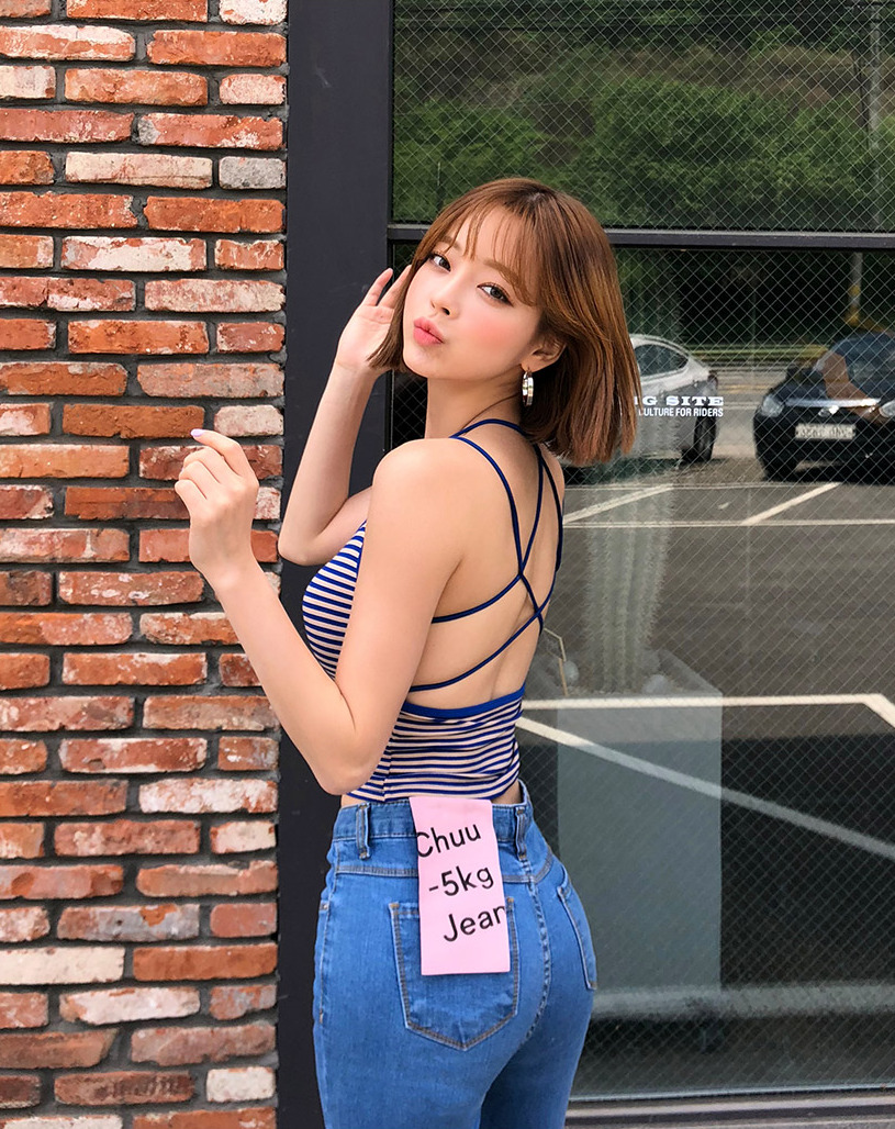 korean-dreams-girls:  Kang Tae Ri - May 18, 2018 Set