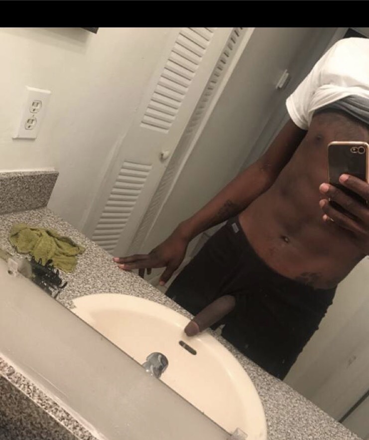 iamkiingkee:  Sc:floridaboy519  Ig:_darkskinking_