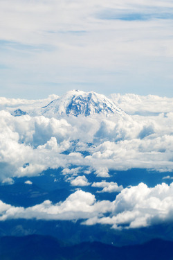 c1tylight5:   Mount Rainier | Daniel Rubin