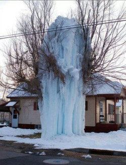 legalizecannibalism:  stunningpicture:  When a fire hydrant bursts in freezing weather.  Lies, I’m almost certain a frost giant did this 