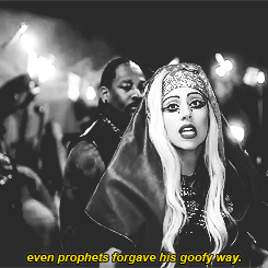 STEFANI U SUCK