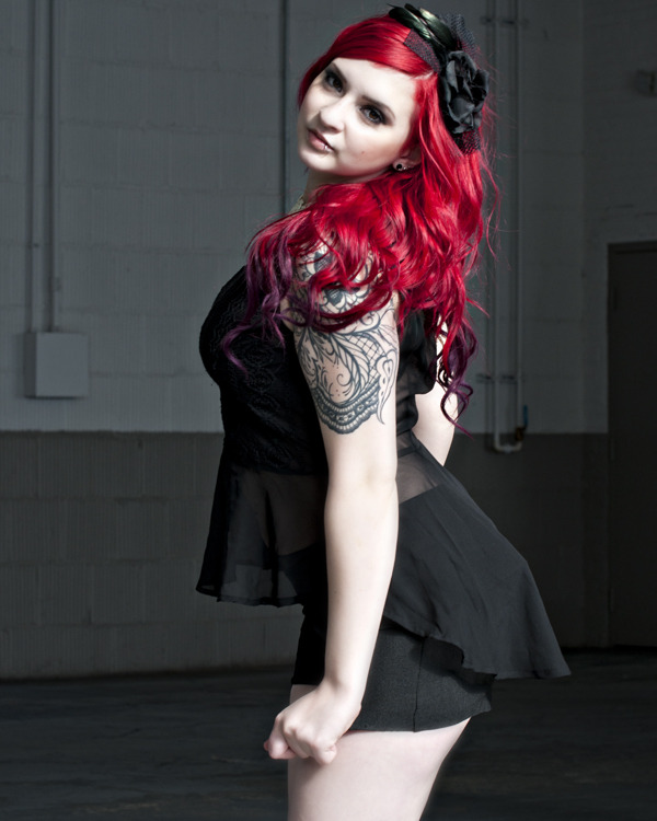 altmodelgirlcrush:  Amber Ivy  @amberivyxo