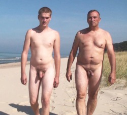 bbbillt:  nudegreek:  Nude bro and dad  Beautiful sight 