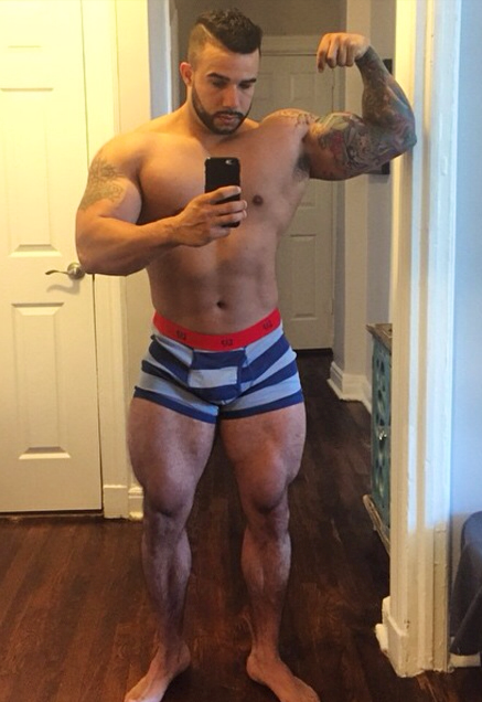 musclepiglet: goal Fuck what a hot munchkin this is, Daddy wants!