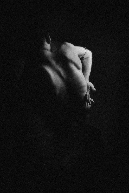banishedfromcamelot:  Photo by Tatiana Shiryaev 