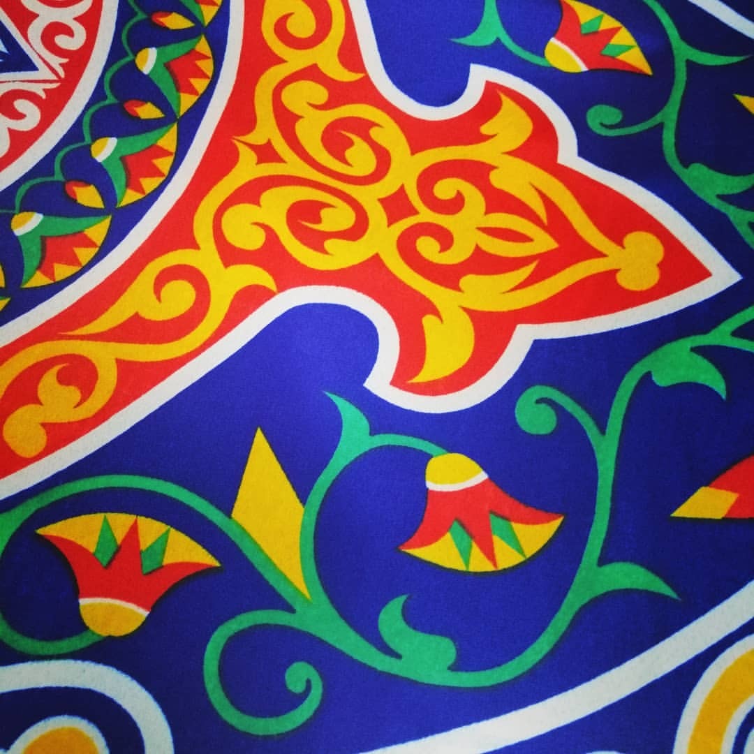 واجب منزلي شاب رداء  Karim Taraboulsi — خيامية - رسمة احمدى ازرق - #قماش #خيامية #blue...