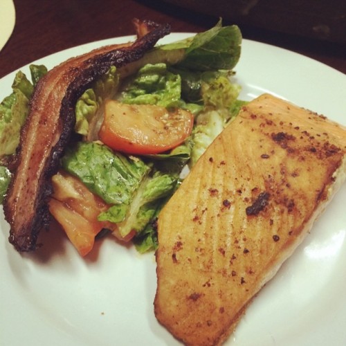 #organic #wild #salmon with #balsamic #vinaigrette salad for dinner. #fatkidgoespaleo #paleo #paleod