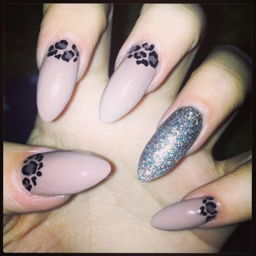 Nude, leopard and glitter