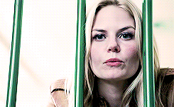  Emma Swan - Both sides of the Law 