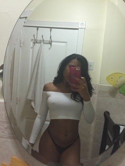 thefinestbeauties:  Tumblrette Shanice maltamorena.tumblr.com