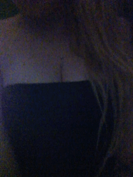 odeerme:  I’ve always been so self consciences about my boobs. 