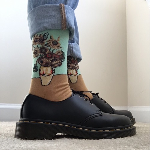 peachpiits:new socks ig: aliienkiid