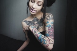 stunning-round-of-inked-girls:  More @ http://stunning-round-of-inked-girls.tumblr.com