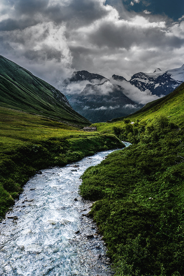 like-wildfire:  Photos of mountains by Marina Goryashchenko 