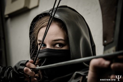 we-are-rogue:Thief by Myuzuri-CosplayPhotographer: neutrum.org