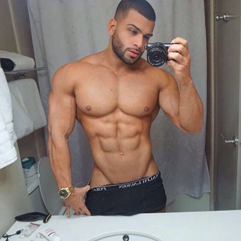 mystraightfriend:  Mystraightfriend.tumblr.com 