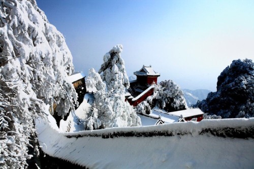 mingsonjia:Golden Hall of Wudang Shan (Taoist temple) in Hubei