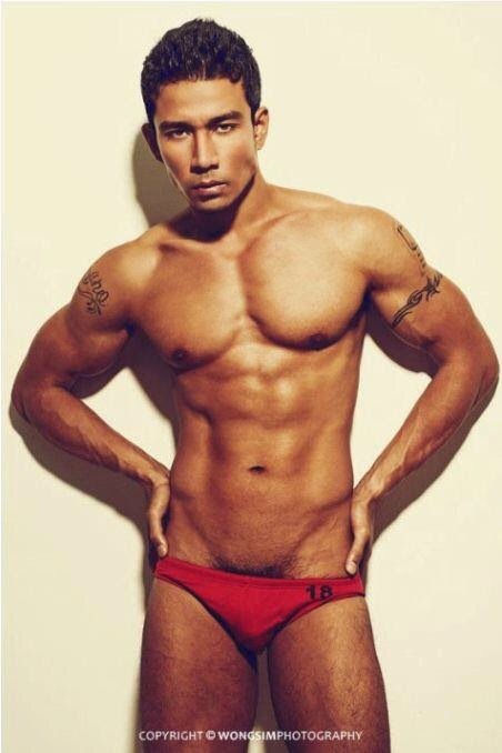 axianlatino:  Romy Fauzano