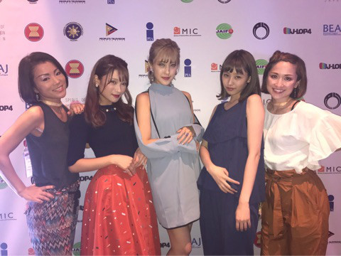 フィリピン〜Live編〜 にへ｜PINK CRES. official blog Powered by Ameba