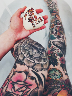 xthecoldfrontx:  Rose Love Bath truffle Heart