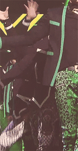 yoonho-blog:  Jung Yunho’s crotch appreciation 