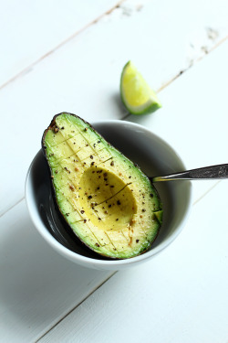 garden-of-vegan:  Half an avocado with lime juice, salt and pepper.