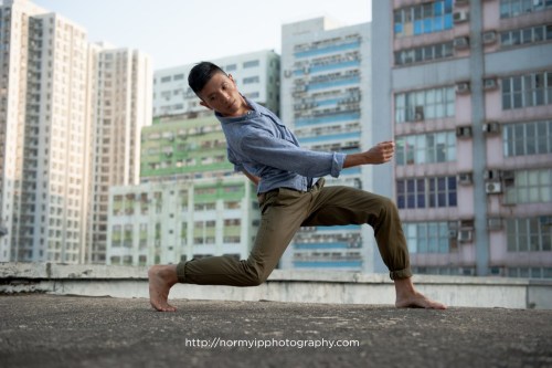 normyip: NORM YIP PHOTOGRAPHY +PAUL’S FELDENKRAIS PROJECTOn a beautiful afternoon in Hong Kong. I had the pleasure of photographing Paul Lee, a young dancer and practitioner of the Feldenkrais Method, on the rooftop of an industrial building in Chai