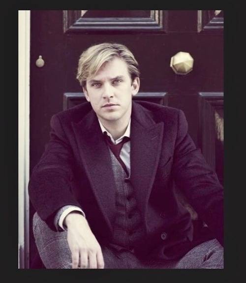 Allen leech shirtless downton abbey