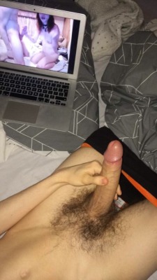 jackbaker1994:Follow and reblog my cock for