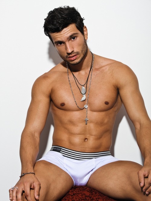 Porn bloggossipboy:  Maikel Castro: O novo editorial photos