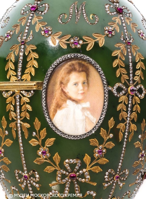 The children of Emperor Nicholas II of Russia as depicted on a Faberge egg, ca. 1908.