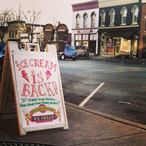 denasaur:  springtime in Geneseo is a great time of the year