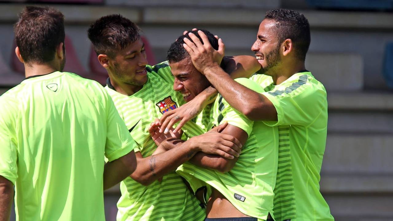 fzneymar:  16/09/2014 Training session  Photo by AP / Reuter / MIGUEL RUIZ (FCB)